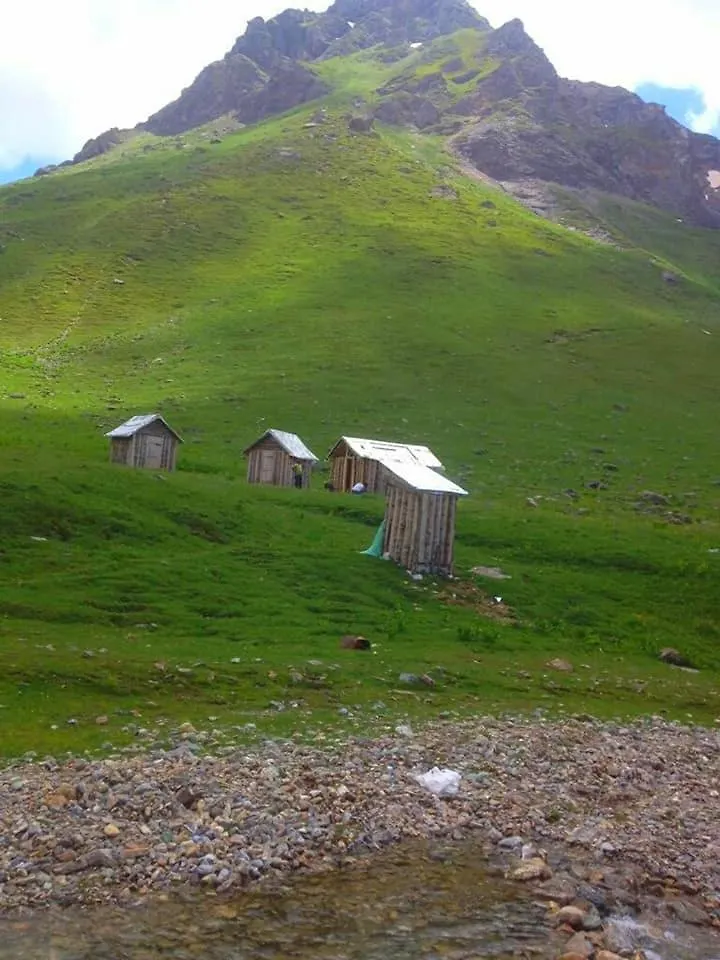 فندق Peshkopiفي  Korabi Mountain Camping بيت شباب